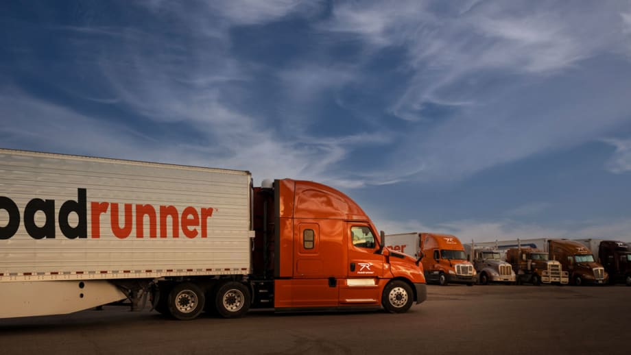 Roadrunner Launches Service to Canada, Portland — Largest LTL Expansion in 5 Years