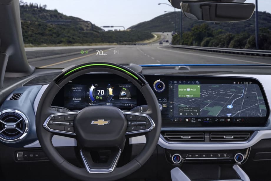 GM Expands Hands-Free Driving to 750,000 Miles of Roads 
