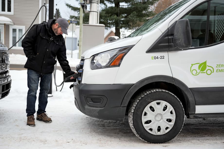 Ford Pro e-Telematics Helps Fleet Track E-Transit Efficiency