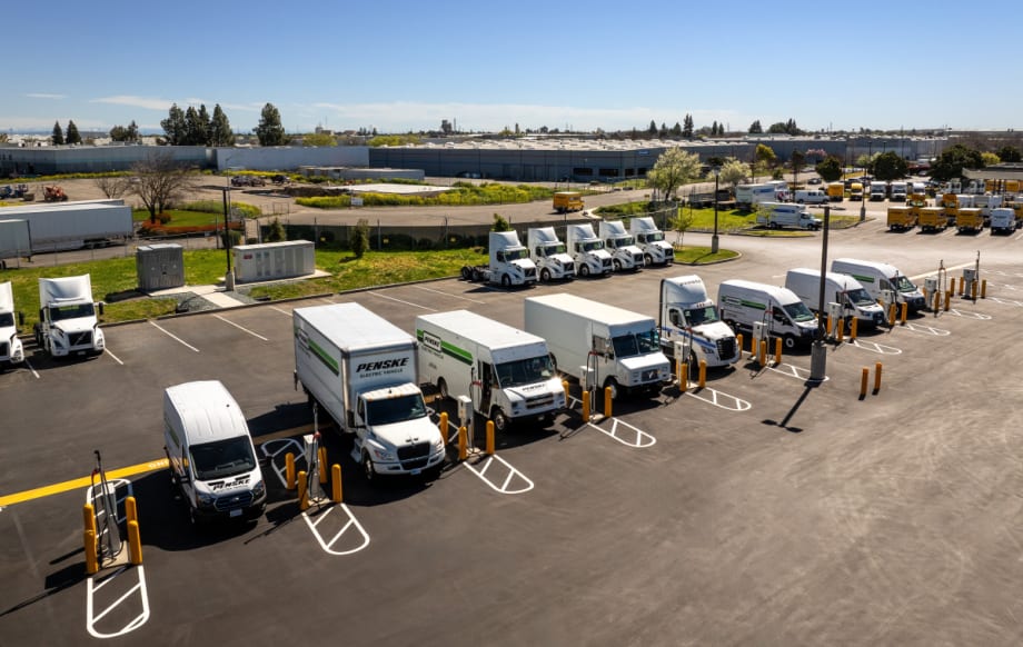 New Truck Charging Pilot from Penske and Hitachi