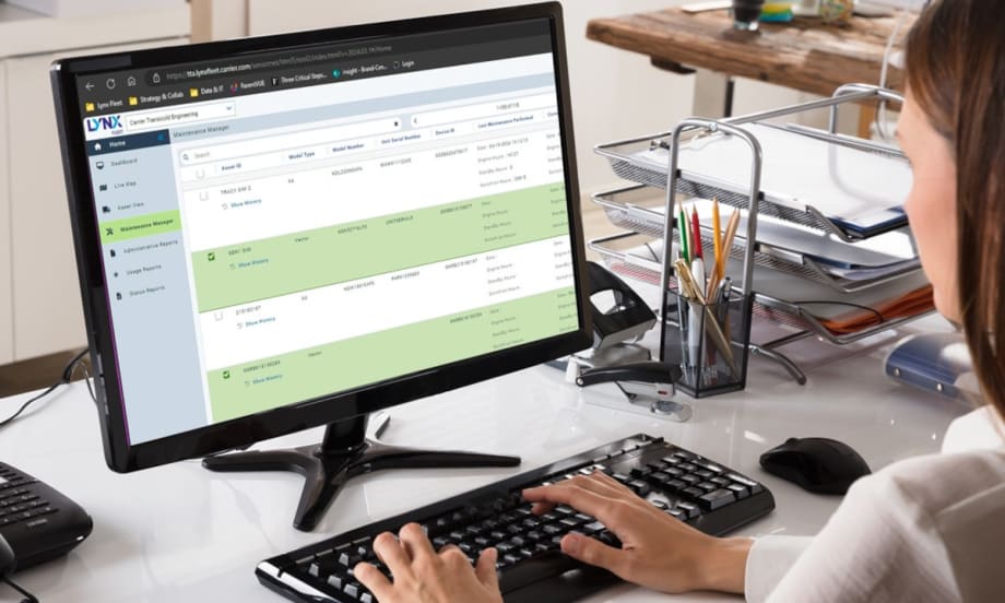 female office worker working on a laptop computer