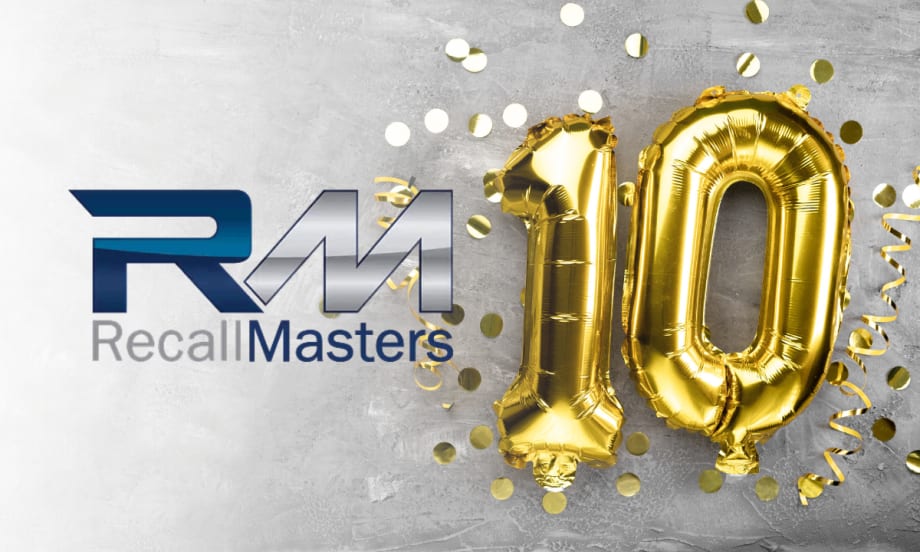 Recall Masters logo and big golden 10 balloon