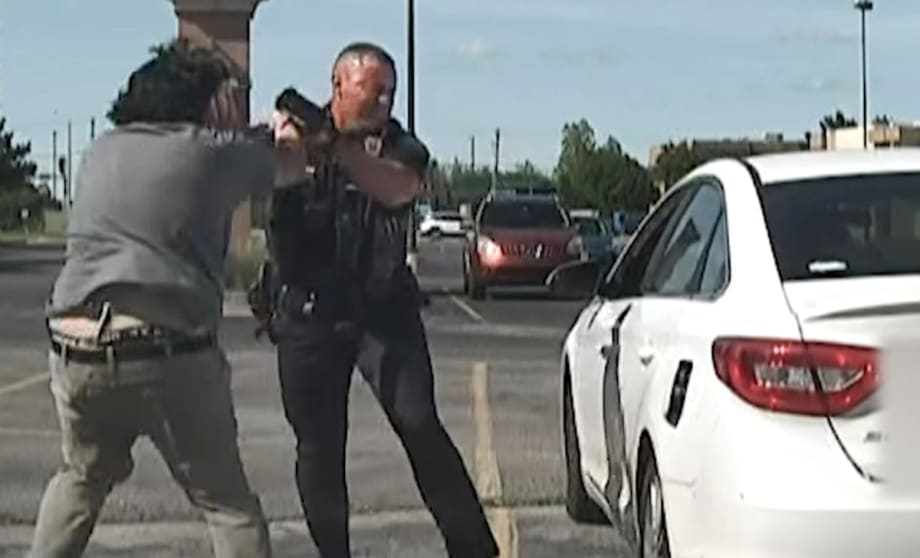 Video: Officer Ambushed, Stabbed at Traffic Stop