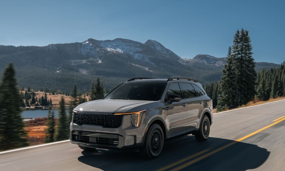 The 2026 Kia Sorento drives mountainside.