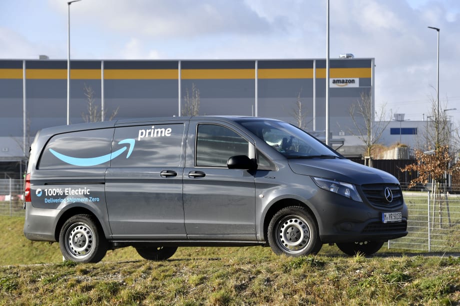 Amazon Fleets 10 Electric eVito Vans in Munich