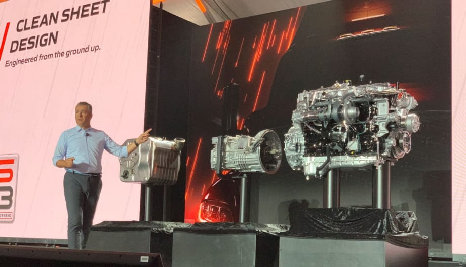 Navistar's 'Clean Sheet' Integrated Powertrain Promises Efficiency, Reliability