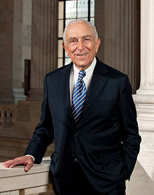 Sen. Frank Lautenberg Dead at 89