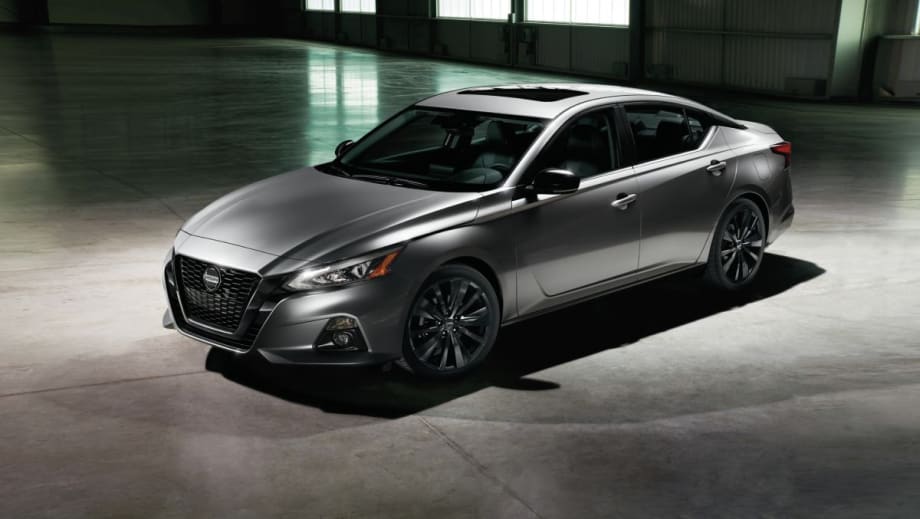 Nissan Announces 2022 Maxima, Altima Pricing