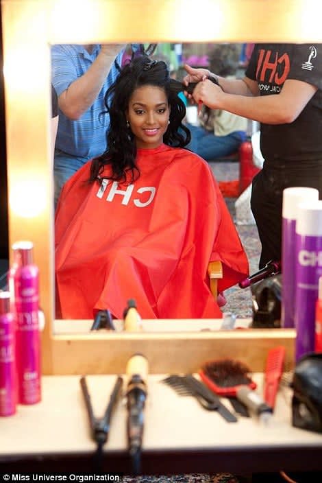 CHI Team Preps for Miss Universe 2015