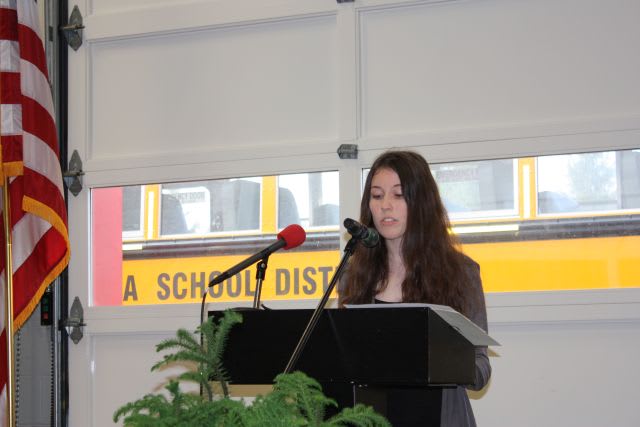 Driver hailed for response to school bus fire