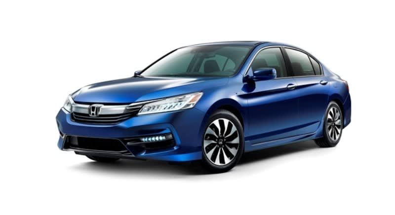 Honda's 2017 Accord Hybrid Reaches 49 MPG City