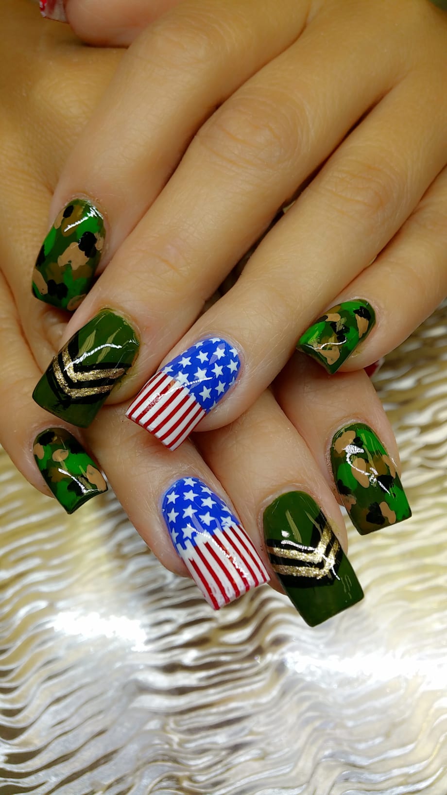 Day 151: Memorial Day Nail Art
