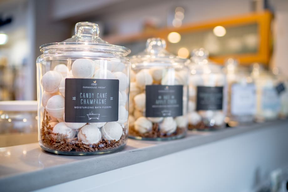 2018 Salons of the Year: Ariahouse Spa @ Razmataz