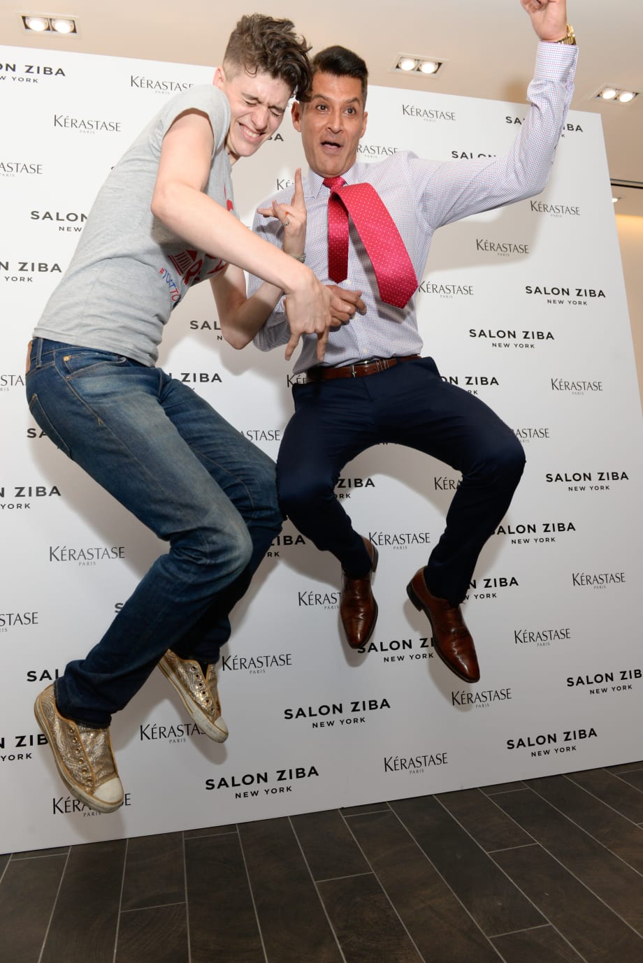 SALON TOUR: Salon Ziba
