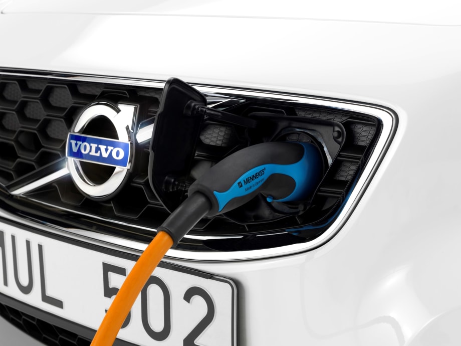 Volvo Cars Invests in EV Super-Fast Battery Charging Firm