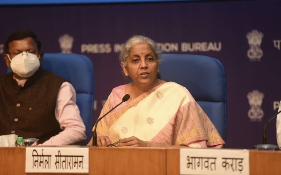 India 2022-2023 Budget Promotes Battery-Swapping Policy