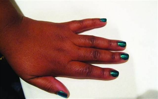 What nails did you wear at the show?