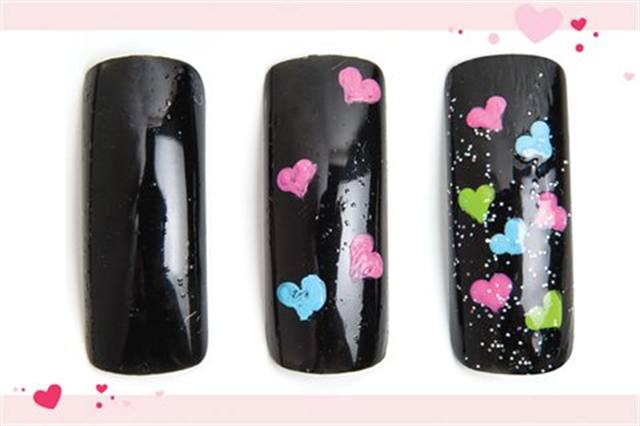 Valentine’s Nail Art in the Blink of an Eye