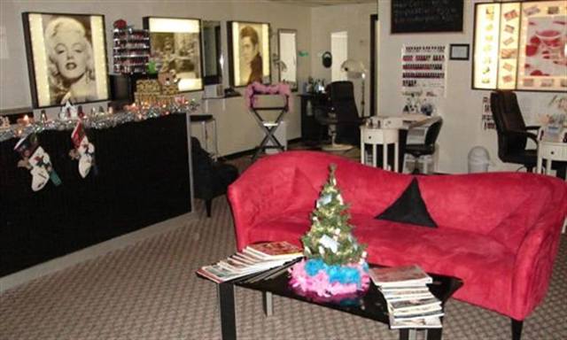 Deck the Salon Halls: A Holiday Decor Gallery