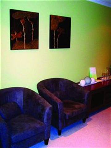 Designed for Comfort: Salon Waiting Areas