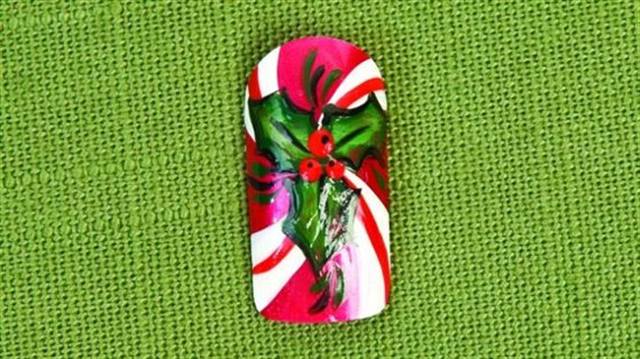 Our Favorite Reader Nail Art for the Winter Holidays