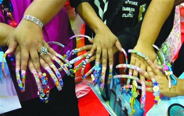 What nails did you wear at the show?