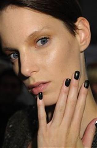 Spring 2010 Nail Trends from Fashion Week