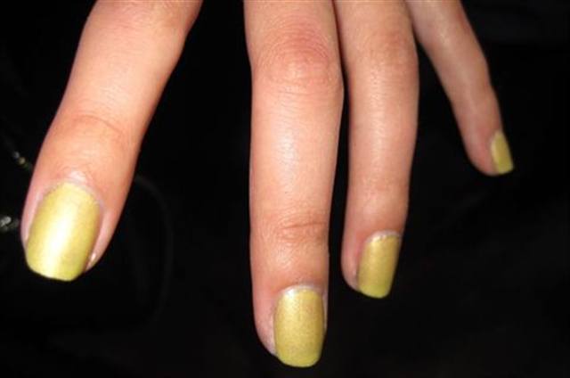 Spring 2010 Nail Trends from Fashion Week