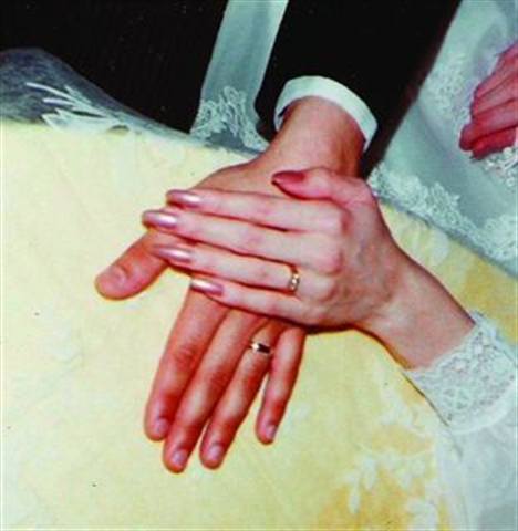 “I Do” Nails: What nail look were you sporting at your wedding?