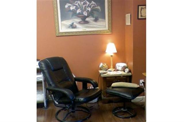 How did you choose your salon's color palette?