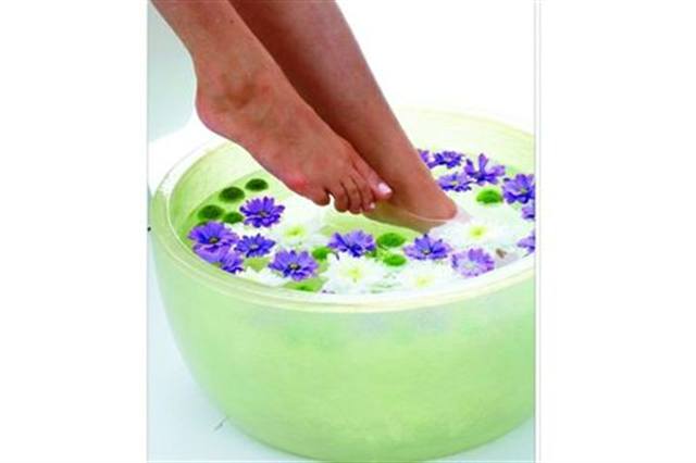 Rub a Dub-Dub - a look at portable pedicure basins