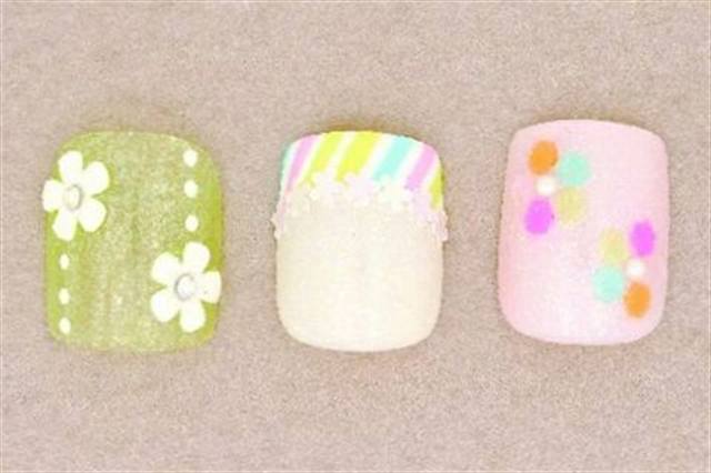 Toes in Pastels