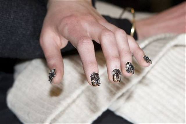 Fall 2010 Nail Trends from Fashion Week