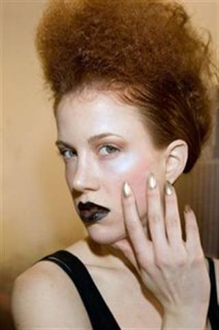 Fall 2010 Nail Trends from Fashion Week