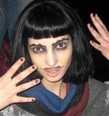 Fall 2010 Nail Trends from Fashion Week