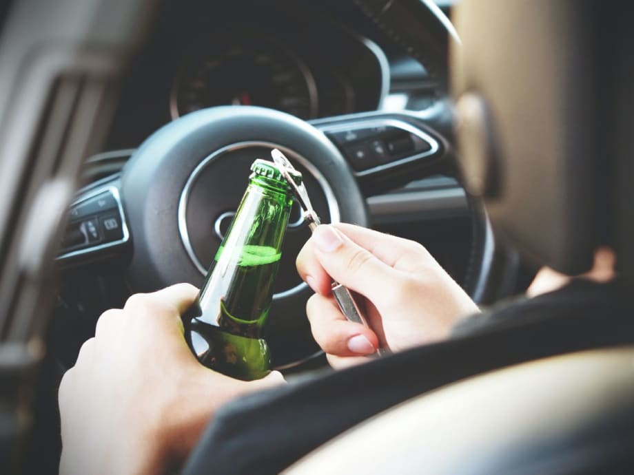 40% of Drivers Choose Winter Holidays to Drink and Drive