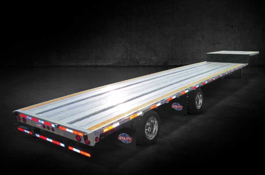Utility Launches 4000AE Drop Deck Flatbed Trailer