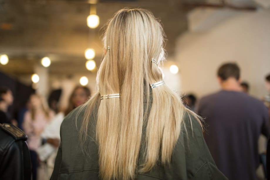 NYFW: Loose, Pulled-Back Look Using Barettes by Aveda's Frank Rizzieri for Tibi SS '19