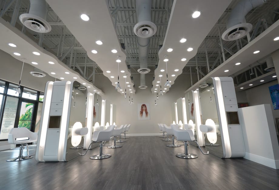 Salon Tour: Pyure Aventura