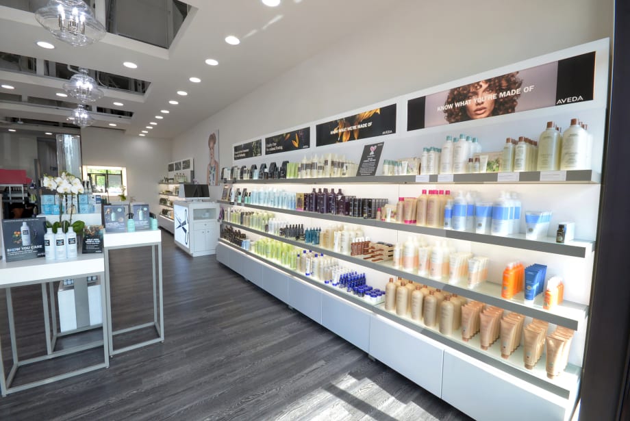 Salon Tour: Pyure Aventura