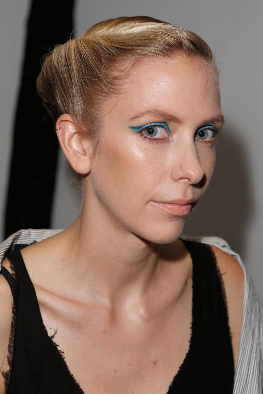 NYFW How-To: Sculptural Chignon at Bibhu Mohapatra