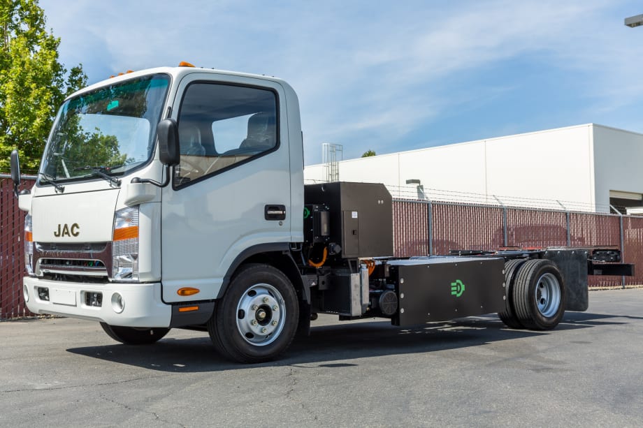 EDI Offers CNG-PHEV Class 4 Truck