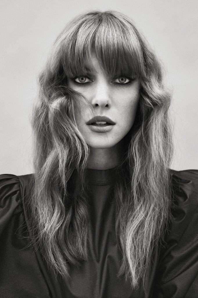 COLLECTION: Noir by Oscar Oscar Salon