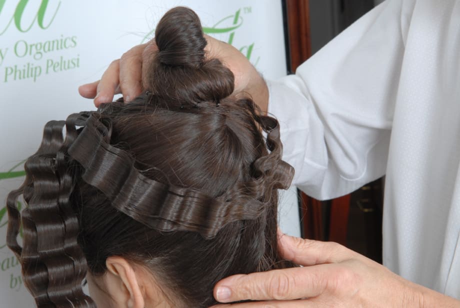 HOW-TO: Renaissance Crimped Updo