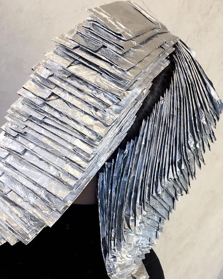 The Platinum Card Lightening Technique That's Behind Beautiful Blondes