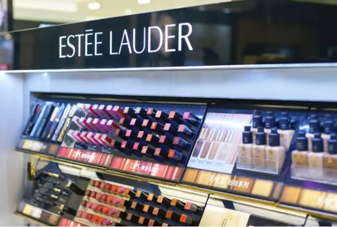Estée Lauder Commits to Electric Fleet by 2030