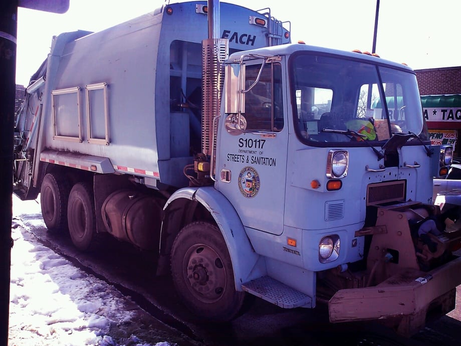 Chicago Saving $7M By Reducing Refuse Fleet