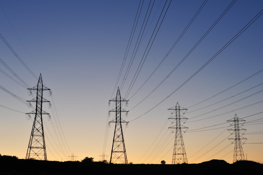 Utilities Face Issues with  EV Adoption, Energy Storage