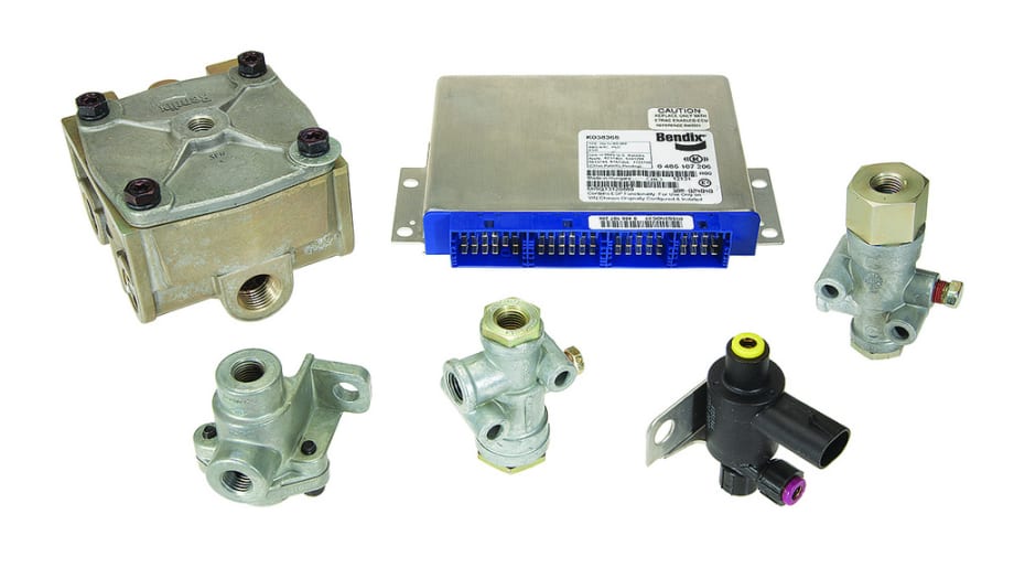 Kenworth Adds Bendix eTrack 6x2 System to Some Tractors