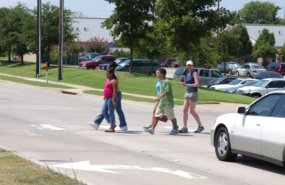 Pedestrian Deaths Climb a Projected 10%